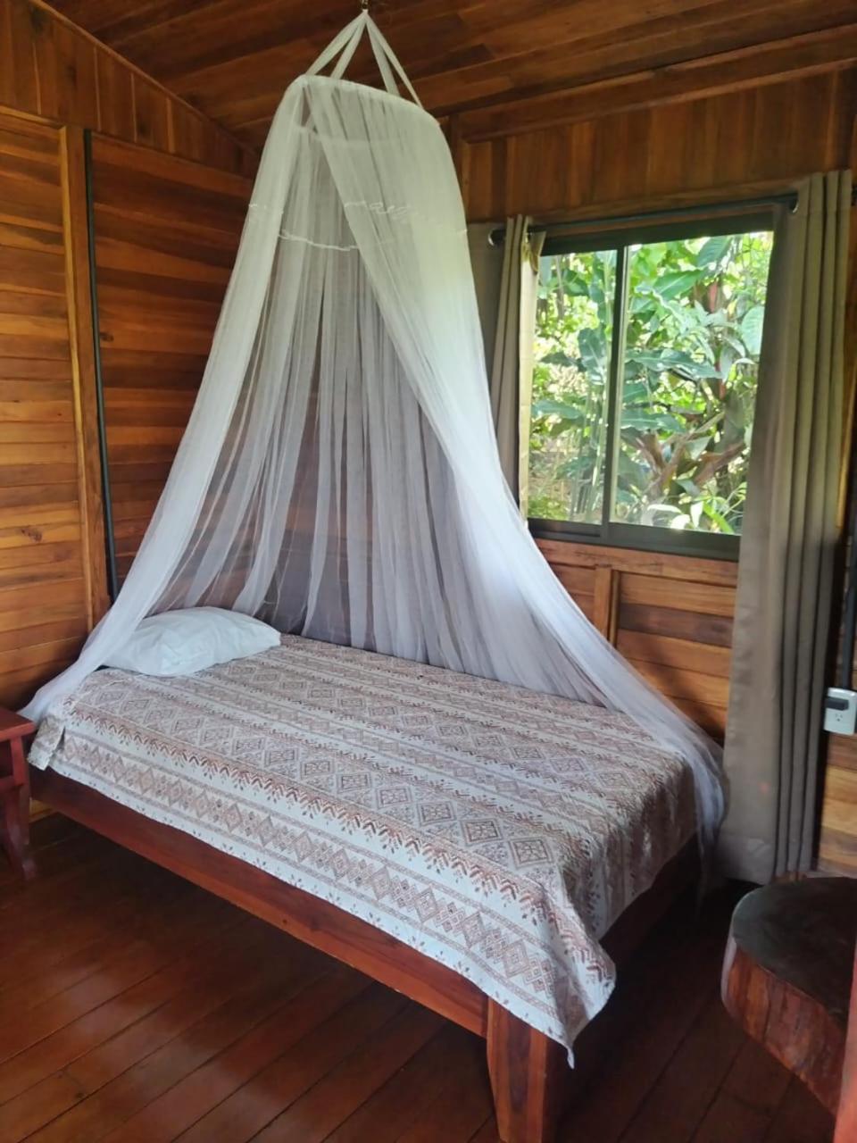 Cabanas Los Laguitos Rio Celeste El Achiote Exterior foto